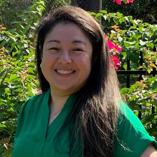 Navigating Senior Care with Stella Podcast Por Stella Herrera Williams arte de portada