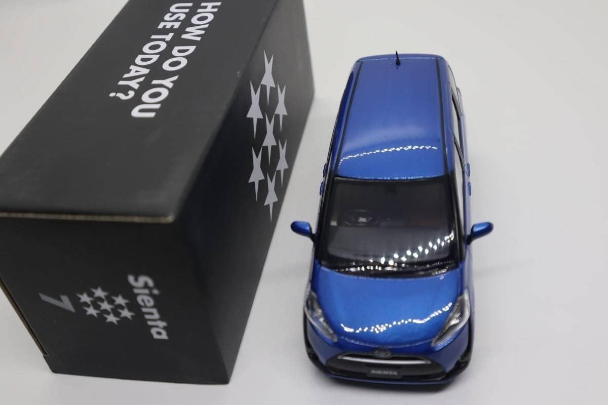 Amazon.co.jp: J1121 Y シエンタ ミニカー 1/30 ブルー