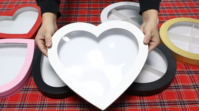 Amazon.com: Dylcypheria 12.5inch Empty Big Heart Shaped Gift Box