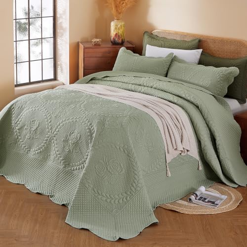 Image of EVENHUG Oversized King Bedspreads California King Quilt Set with Pillow Shams Extra Wide Large King Size Quilts Lightweight Coverlet Bedding Sets Sage Green 120 inchx128 inch