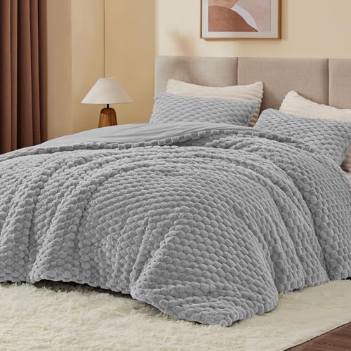 BEDELITE Fluffy Twin Comforter Set - Light Grey Fleece Soft Comforter for Twin Size Bed, Luxury Warm Bedding Set for Winter, Fuzzy Bed Set 2 Pieces (1 Comforter, 1 Pillowcase)