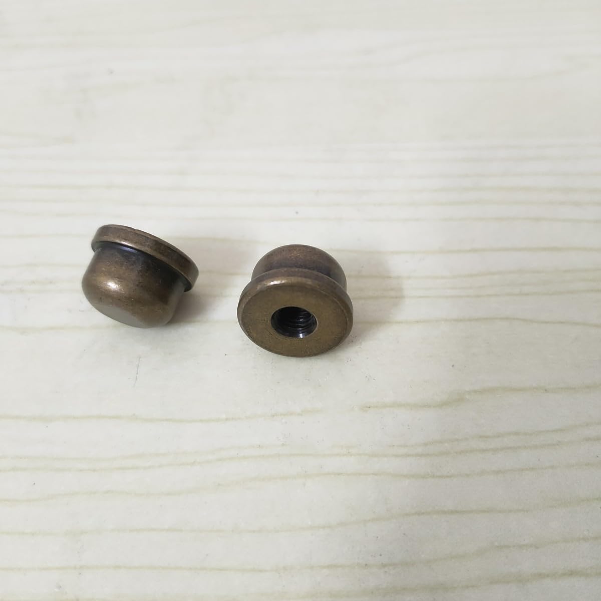 Tapas de remates de lámpara sólidas roscadas de tapas para soporte de pantalla de lámpara, lámpara de arpa, perilla de remate accesorios de lámpara rosca estándar de 1/4-27 pulgadas, bronce 4 4