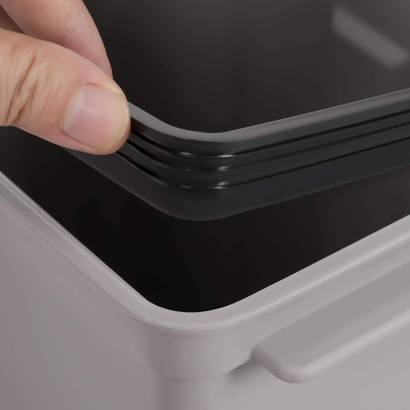 Amazon.com: KUMOYOU 8 Gallon Trash Can with Hinged Flap Cover Amazon.com: KUMOYOU 8 Gallon Trash Can with Hinged Flap Cover