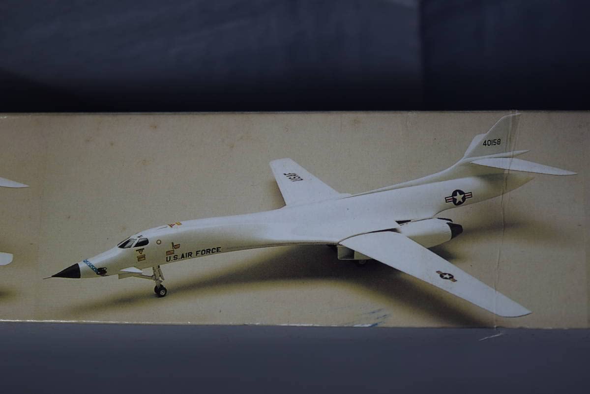 Amazon | 1/144 ミニクラフト アメリカ空軍戦略爆撃機ロック