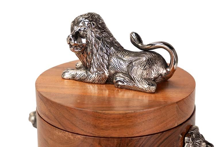 Champanera Leon en aluminium argenté l'éclat durable d'un grand seau