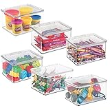 PARA LOGRAR MÁS ORDEN: Para quien busca ideas para guardar juguetes, estas cajas de plástico con tapa son la solución perfecta para el cuarto infantil, para muñecas, coches o plastilina.