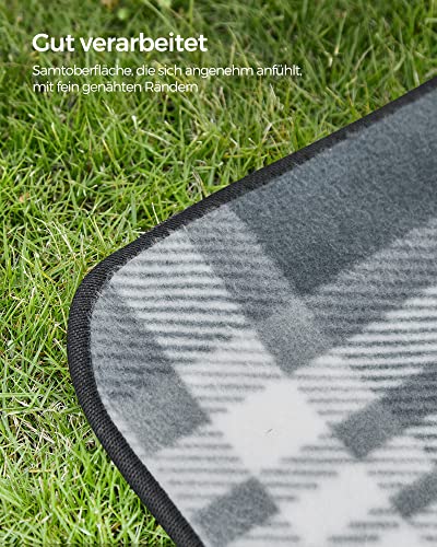 SONGMICS Picknickdecke, 195 x 150 cm, groß, Campingdecke, für Park, Garten, Strand, wasserdicht, faltbar, grau-weiß GCM60GW
