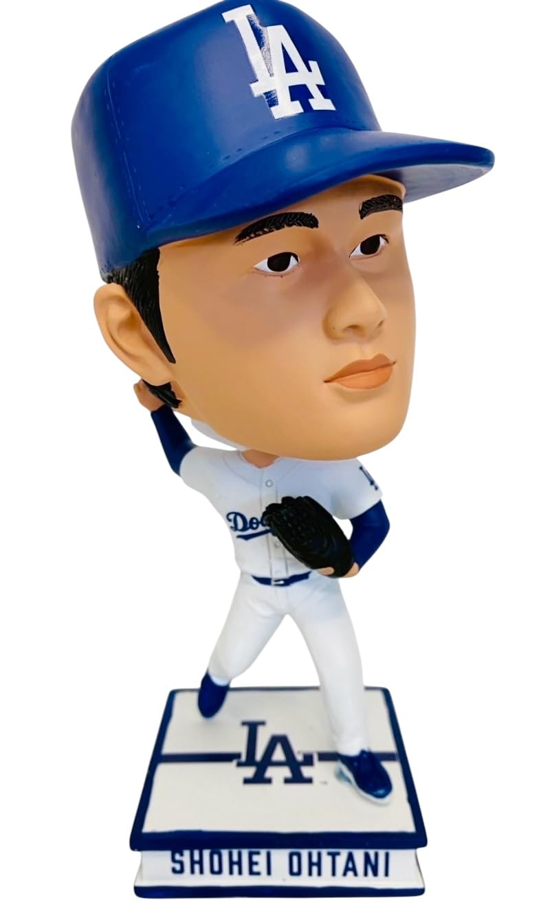 FOCO Shohei Ohtani (Los Angeles Dodgers) 9.5 inch Pitching Home Jersey Bighead Square Base Bobblehead