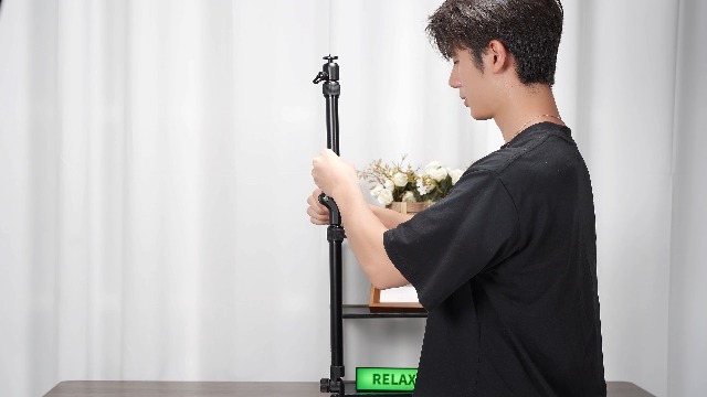 Amazon.co.jp: Ulanzi ZJ02 カメラアーム スタンド 俯瞰撮影 卓上 撮影