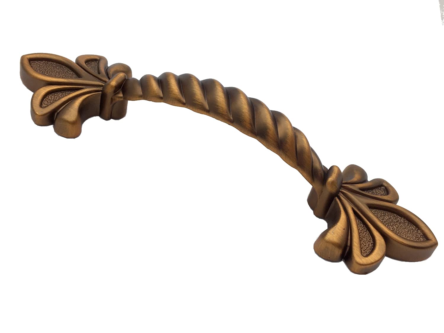 Poignée de meuble fleur de lis pour sublimer vos buffets et commodes