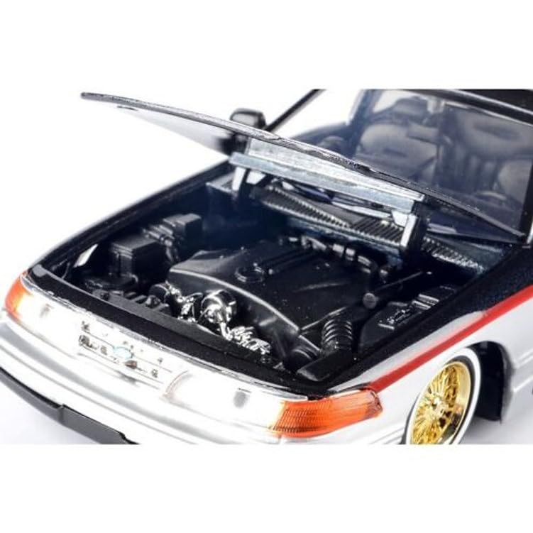 Modelo a escala 1:24 Crown Victoria Lowrider 1993-1997 miniatura 2