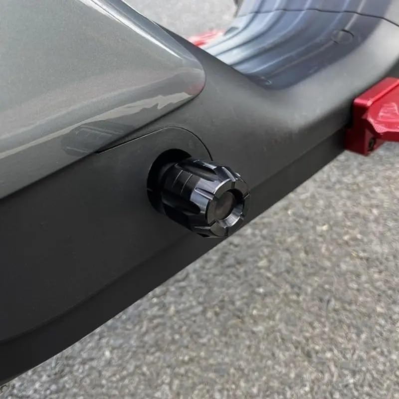 Repose-pieds universels moto arrière : la solution pour remplacer vos pédales