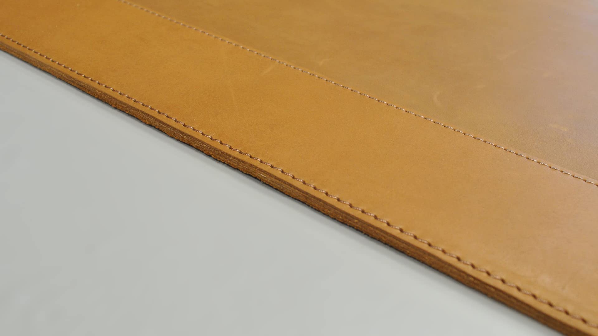 Memoria Schreibunterlage aus echtem Leder in Cognac-Braun | Schreibtischunterlage 65 cm x 45 cm für Schreibtisch