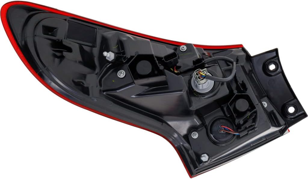 For Nissan Rogue Sport 2020 2021 Tail Light Assembly Passenger Side | Outer | Replacement for NI2805124 | 26550-6MR0A