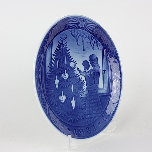 Amazon.co.jp: ROYAL COPENHAGEN (ロイヤル コペンハーゲン) 1981年