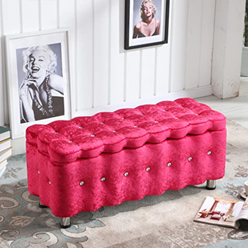 Grande capacité pour ce coffre pouf de rangement chambre rouge