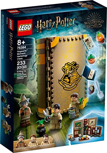 LEGO 76384 Harry Potter Hogwarts Moment: Kräuterkundeunterricht Set, Spielzeugkoffer mit Minifiguren, Sammlerstück