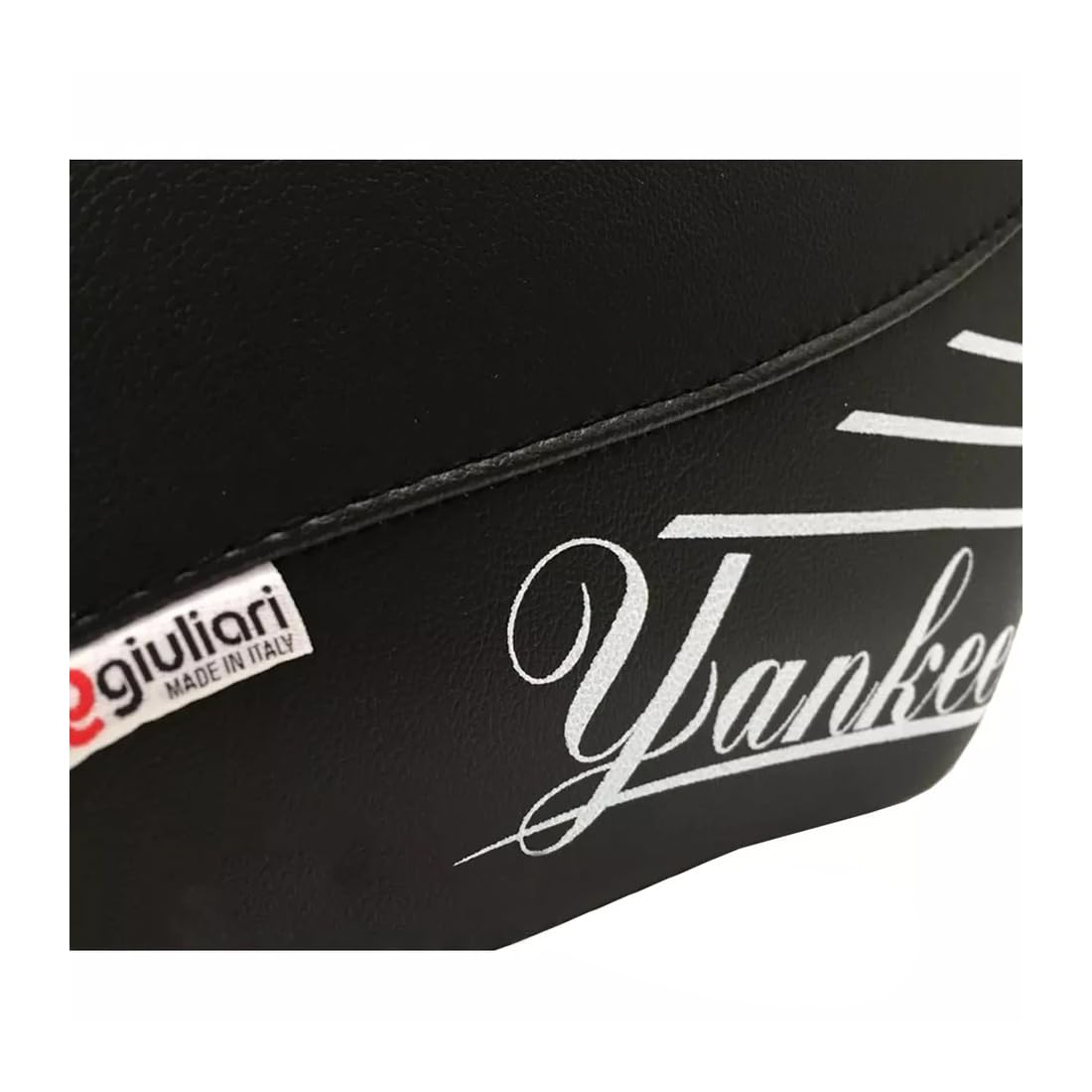 SELLONE YANKEE COMPATIBILE PER VESPA 90, 50 SS, 90 SS CON SERRATURA NERA E BIANCA NISA