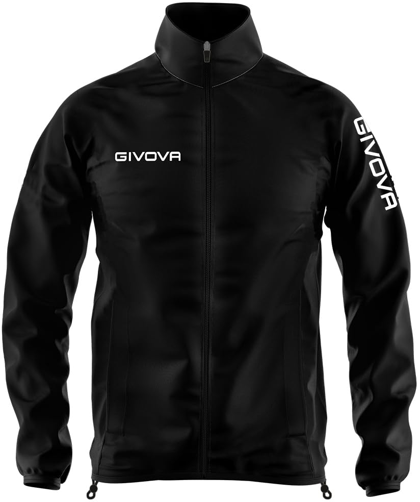 Evita mojarte entrenando con el chubasquero GIVOVA RAIN JACKET WIND transpirable