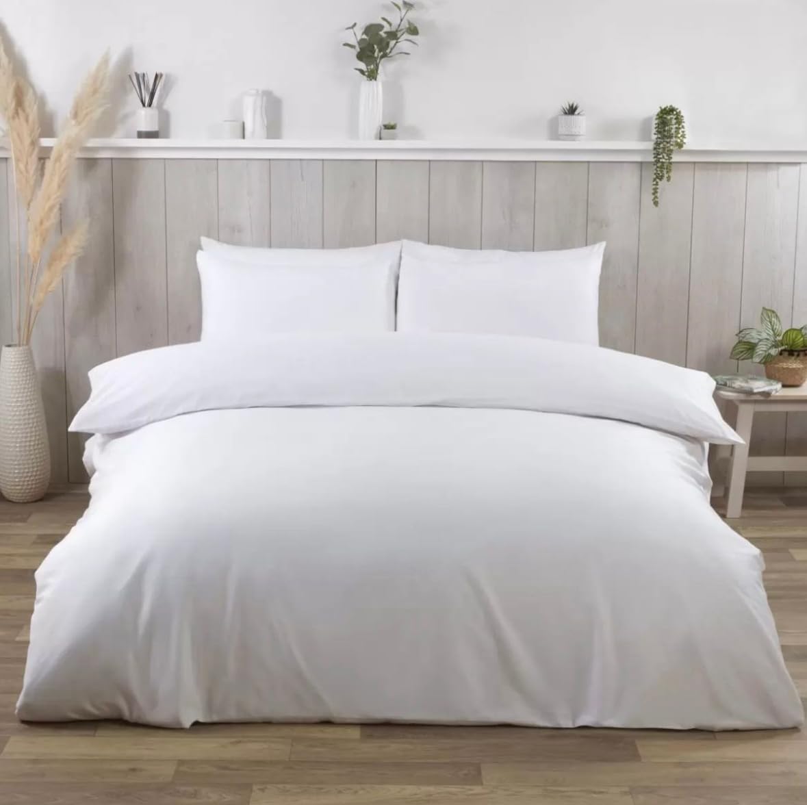 4 Piece Single Bedding Set - Includes 1 Duvet Cover, 1 Fitted Sheet, and 2 Pillowcases - Ultra Soft & Durable - Single Size (White - Plain)