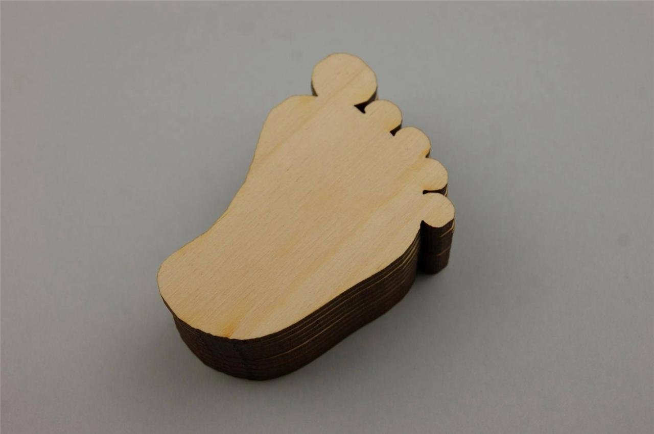 10x Wooden Large Baby FEET Embellishment Foot Room Decoration Shape (V77)