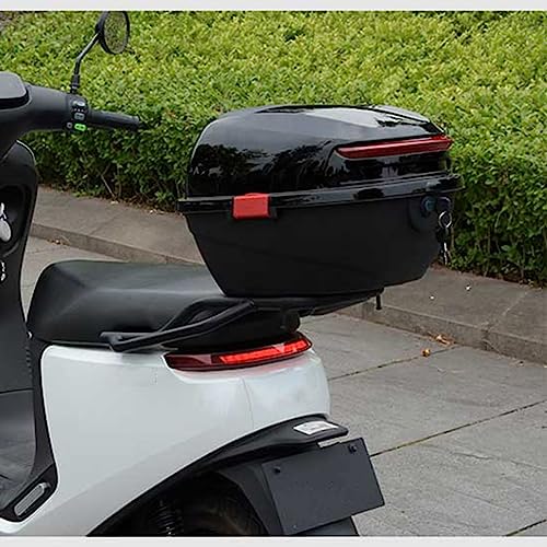 Coffre de moto résistant pour sécuriser vos équipements - 8