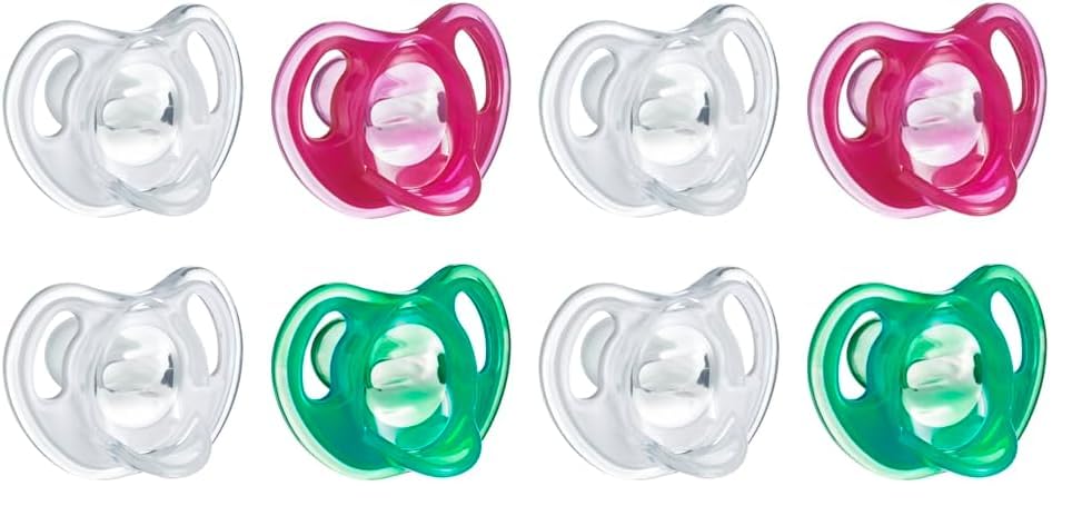 Tommee TippeeUltra-Light Silicone Pacifier, Symmetrical One-Piece Design, BPA-Free Silicone Binkies, 18-36m, 4-Count (Pack of 2)