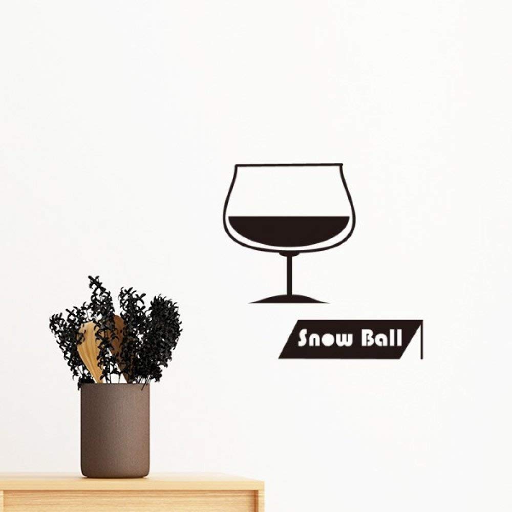 Sticker mural amovible cocktail boule de neige pour relooker un mur abîmé
