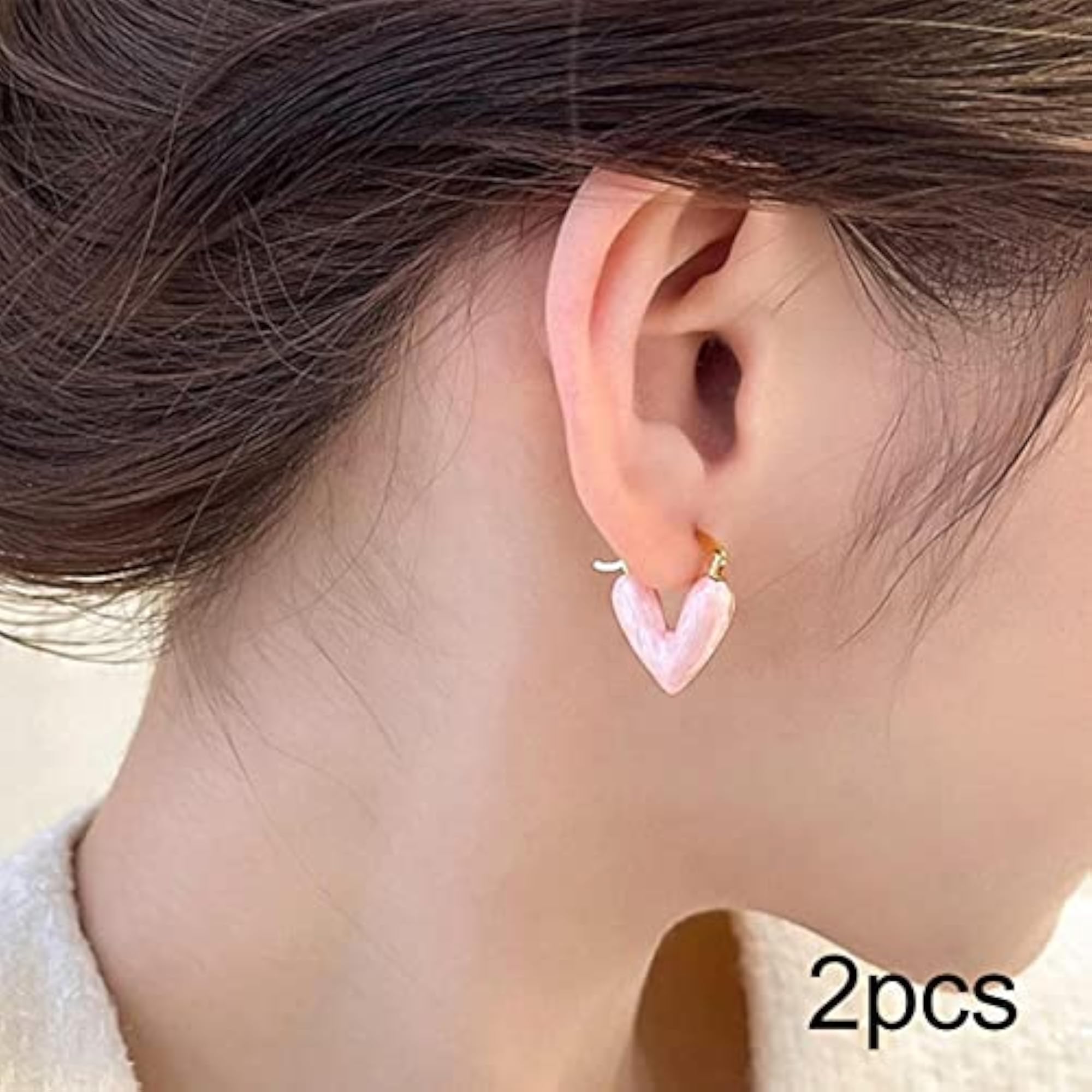 Women's Lightweight Heart Shape Stud Drop Earrings