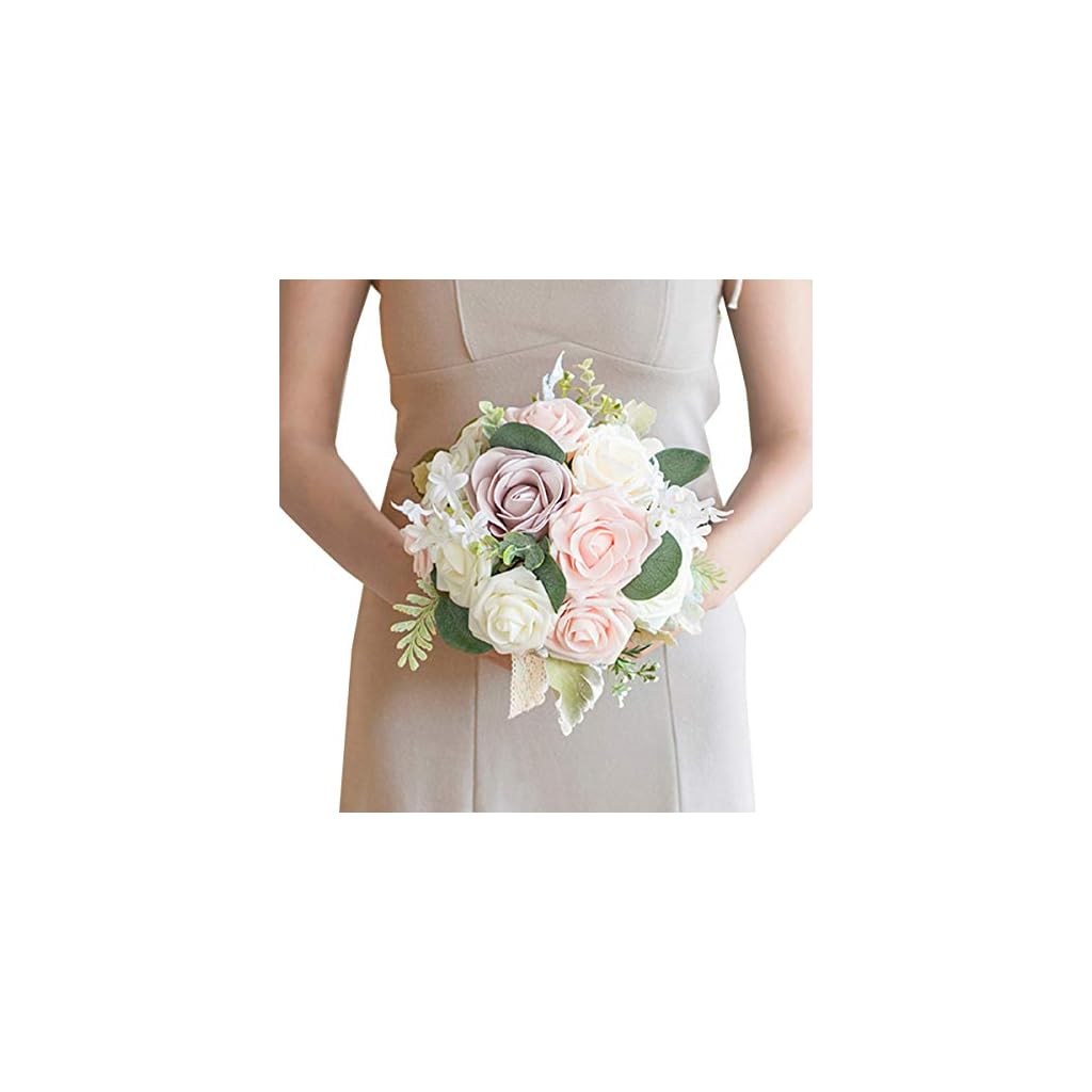 wedding flowers for bride and bridesmaid