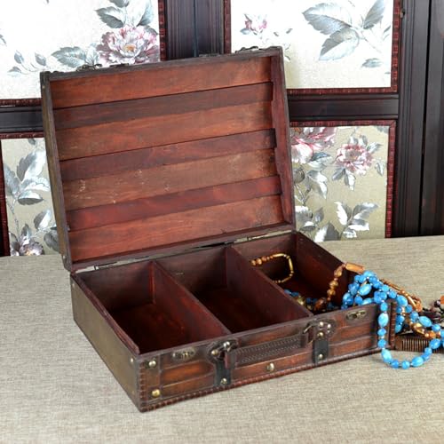 Boîte en bois antique décorative pour sublimer votre commode
