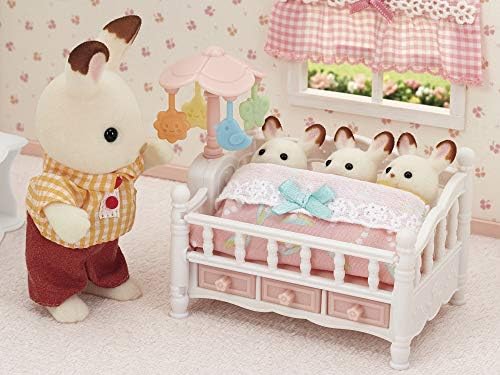 Sylvanian Families 5534 Łóżeczko z karuzelką