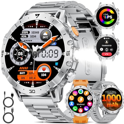 Smartwatch Herren Militär mit 1000mAh Großer Akku/1.7\'\'Großes Display/Telefonfunktion/LED Taschenlampe,Fitnessuhr mit 110+ Sportmodi,Herzfrequenz,Schlaftracking,3 Armbändern,IP68 Sportuhr iOS/Android