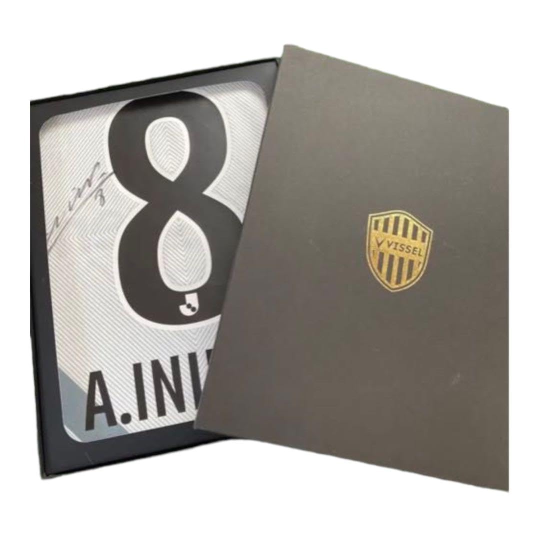 Amazon.co.jp: 早い者勝ち状態◎ヴィッセル神戸 イニエスタ選手 サイン  