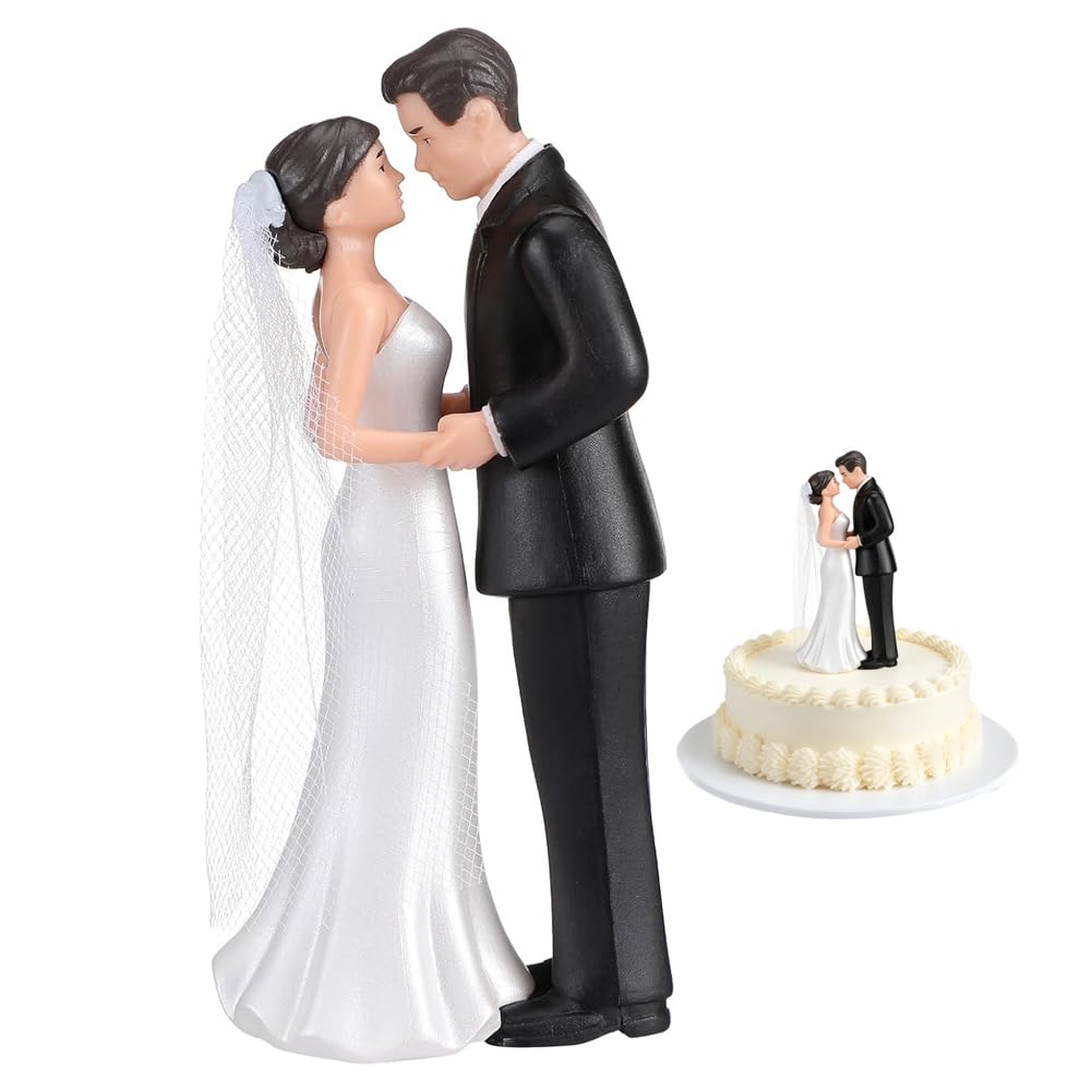 Bride Groom Wedding Cake Topper Resin Figurine Elegant Cake Decoration for Wedding Celebrations Home Decor Wedding Figurines Gifts