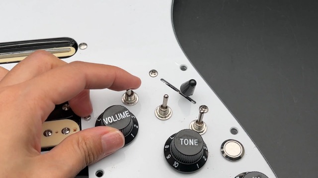 ギター Switch Audio Paper Craft Cutting Comp Amazon.com: 12-Shapes