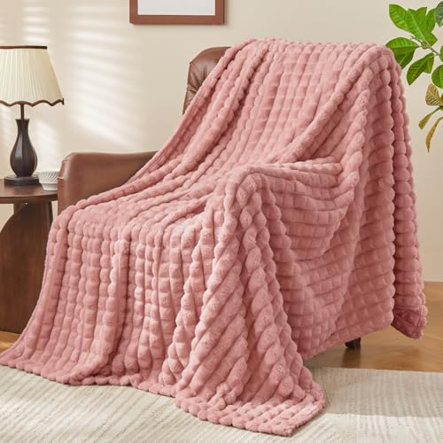 Image of BEDELITE 3D Checked Dusty Pink Fleece Throw Blanket for Couch, 50x60 Inches