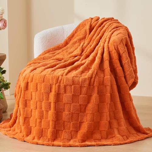 NEWCOSPLAY Super Soft Twin Blanket Orange Premium Silky Flannel Fleece 3D Checkered Lightweight Bed Blanket All Season Use (Orange Checkered, Twin(60"x80"))
