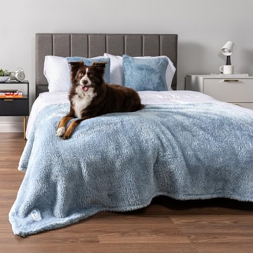 Image of PetAmi Fluffy Dog Blanket for Medium Large Dog, Pet Blanket for Bed, Sherpa Furniture Couch Cover Protector, Soft Fleece Cat Sofa Throw, Shag Plush Reversible Washable for Puppy Kitten, Blue 40x60