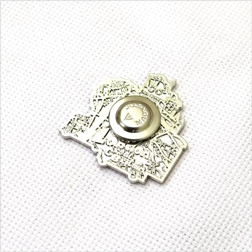 Image of Awesome Pattern Studio Needle Minder Set - London Magnetic Needle Minder + 2 Needle Threaders. Enamel Pin for Cross Stitch, Embroidery and Craft