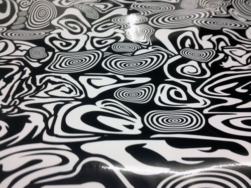 Folia 3D Erlkönig s/w wysoki po?ysk oryginalny produkt do wrapping, prototyp, folia maskuj?ca 7 m x 1,52 m