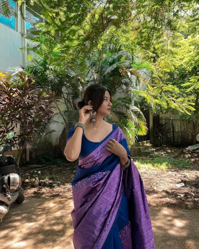Image of Flosive Women's Kanjivaram Silk Saree With Beautiful Blouse With Zari Border