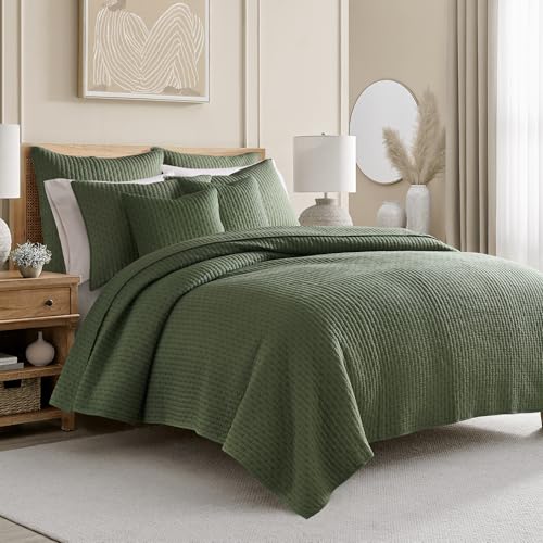Levtex Home Cross Stitch Reversible King/Cal King Quilt Set (106x92in) and 2 Pillow Shams (36x20in) - Stitch Texture - Forest Green - Cotton King Size Quilt Bedding Set - Lightweight Soft Pre-Washed