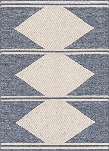 Well Woven Evelle Blue Moroccan Diamond Medallion Area Rug 120 x 160 cm (3'11" x 5'3" ft.)