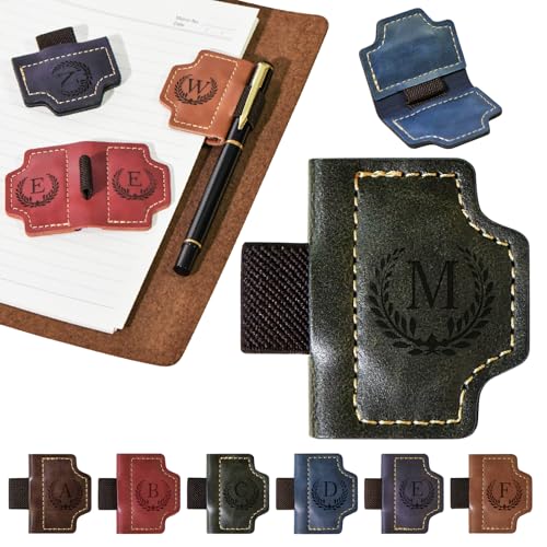 Personalized Magnetic Leather Bookmark with Pen Holder, 26 Letters Magnetic Leather Book Mark, for Readers, Travelers, Teachers, Book Lovers Gifts, Notebook Accessories (Green, M)