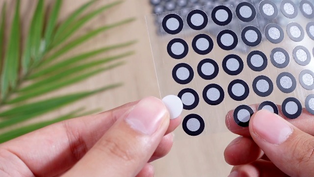 Image of Marspark 20 Sheet 1000 Point 6mm 3D Scanning Markers Dots for 3D Scanner High Accuracy Reflective Reference Adhesive Tracking & Positioning Dots Sticker Diffuse Marker for Industrial Optical Scanning