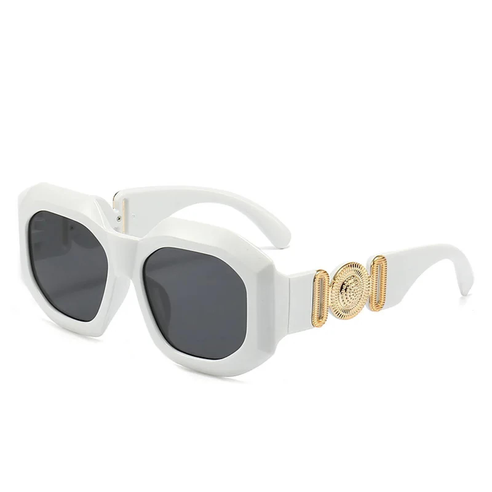 Lunettes de soleil rétro carrées pour vos sorties en plein air et journées ensoleillées
