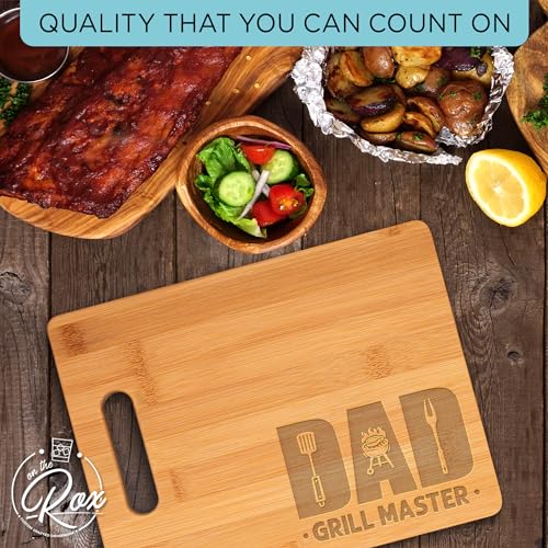 Tabla de cortar On The Rox Gifts for Men - Grill Master de bambú (9'x12') - Grabada para papá miniatura 5