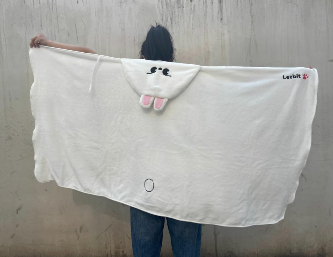 SKZ-oo Plush Cloak with Hood SKZ Shawl 'Stay' Bangchan Blanket HAN