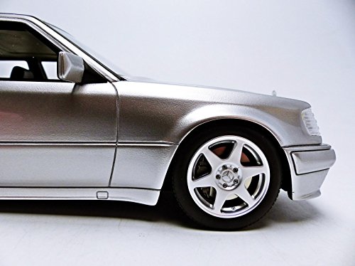 OTTO 1/18 メルセデスベンツE500 LIMITED ミニカー シルバー OTTO 1/18 メルセデスベンツE500 LIMITED ミニカー シルバー